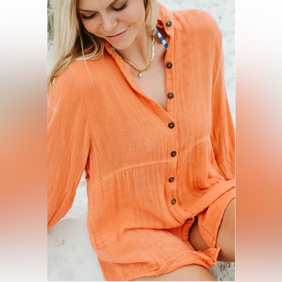 The Skypark Tunic in Tango by Jen's Pirate Booty 100% gauze cotton. Size S - Picture 2 of 10